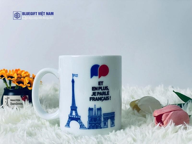 Click image for larger version

Name:	Mau-06.jpg
Views:	16
Size:	60.8 KB
ID:	435322