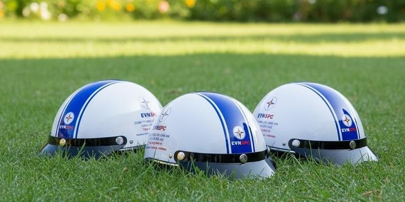 Click image for larger version

Name:	Mau-06-1.jpg
Views:	8
Size:	74.2 KB
ID:	437742