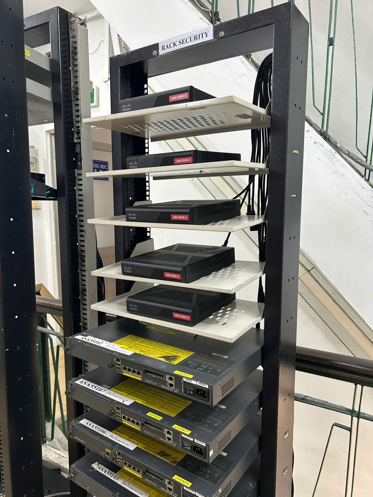 Click image for larger version

Name:	z7271776934880_a22f86d48f211b967fb326cbf4218e34.jpg
Views:	26
Size:	898.4 KB
ID:	437763