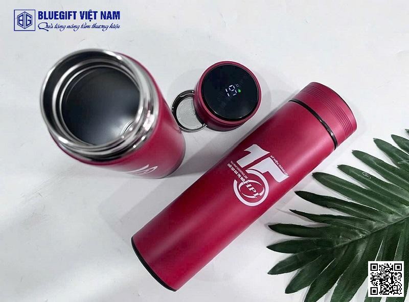 Click image for larger version

Name:	Binh-giu-nhiet-duoc-san-xuat-tu-innox-chuyen-dung-an-toan-cho-suc-khoe.jpg
Views:	12
Size:	84.4 KB
ID:	437868