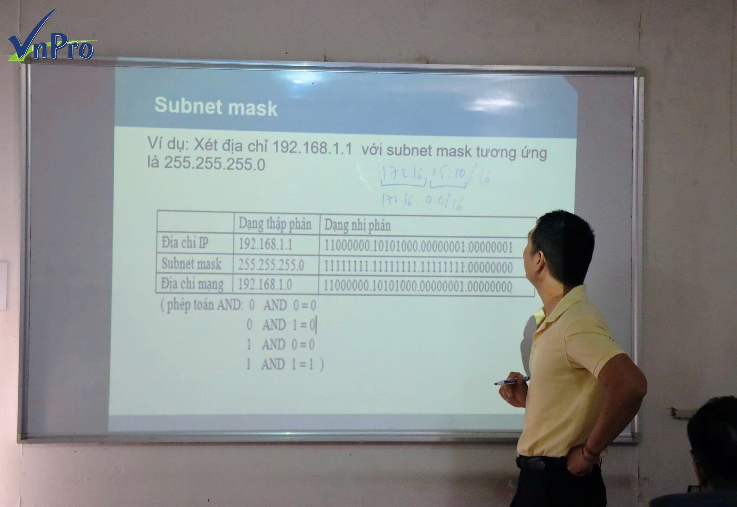 Click image for larger version

Name:	Ảnh những buổi học cuối năm tại VnPro.jpg
Views:	16
Size:	317.4 KB
ID:	438161