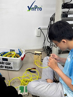 Click image for larger version

Name:	PTK bấm cáp 3.jpg
Views:	20
Size:	939.6 KB
ID:	438489